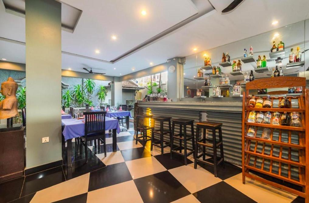 The Twin Bayon Boutique Hotel Siem Reap Exterior photo