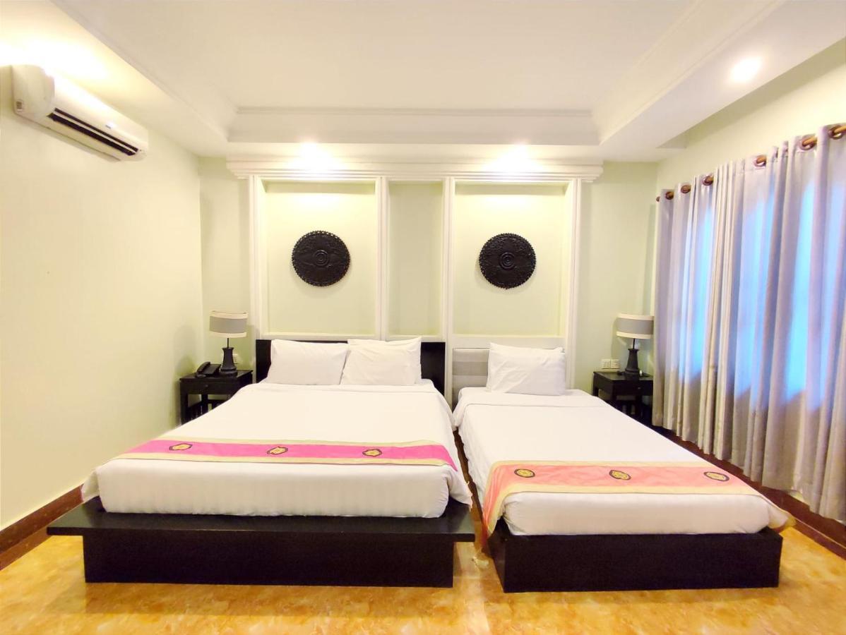 The Twin Bayon Boutique Hotel Siem Reap Exterior photo